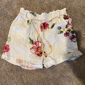 NWT - Brand Bazar Linen Floral Shorts